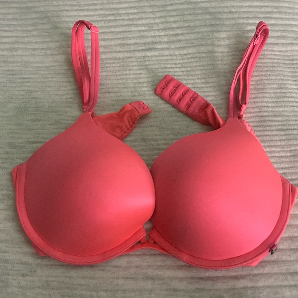 Victoria Secret Pink Silk push up bra 34C